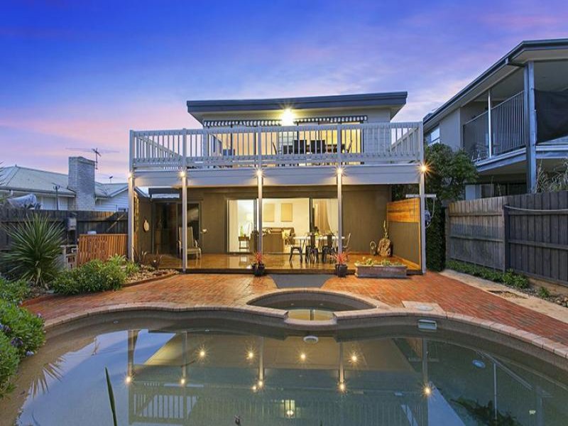 16 Douglas Avenue, Chelsea, Vic 3196 Property Details