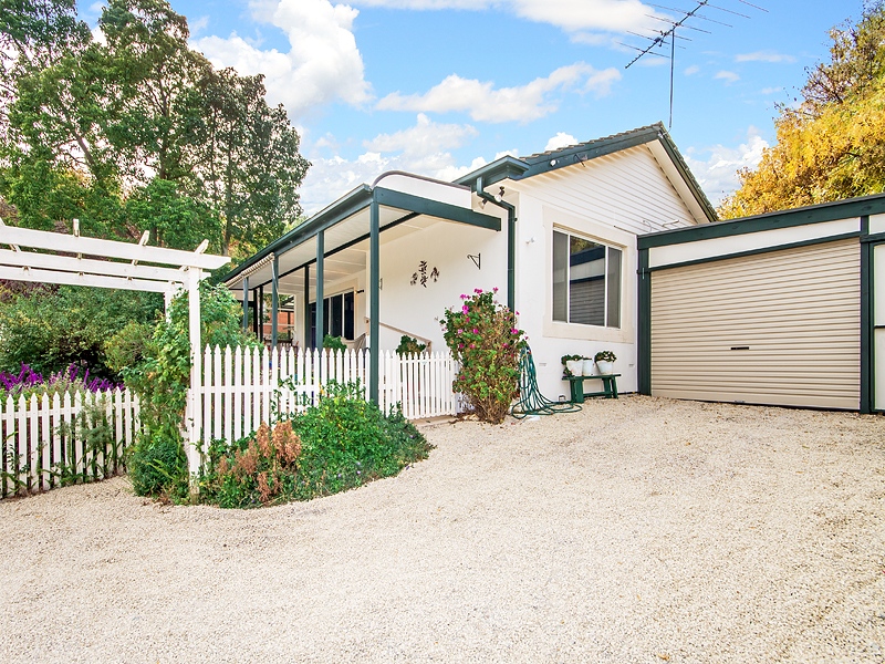 8 Crane Avenue, Coromandel Valley, SA 5051
