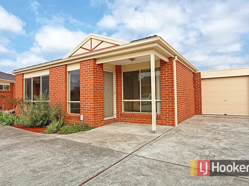 2/52 Latham Street, Werribee, Vic 3030 Property Details