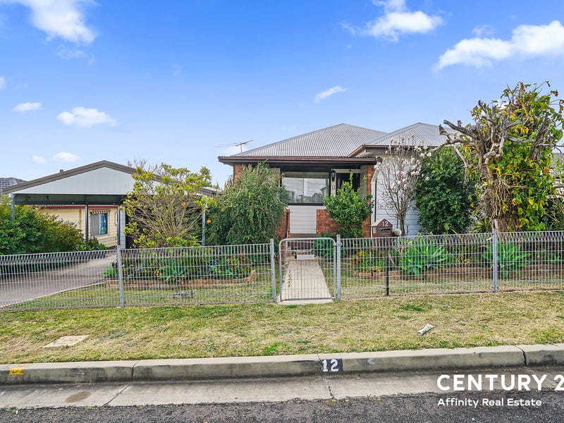 12 Flinders Street, East Maitland, NSW 2323