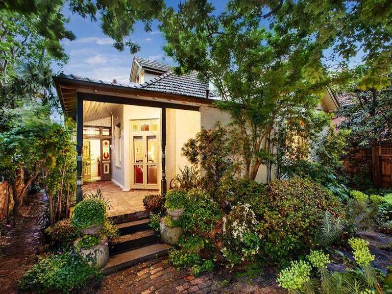 15 Lambert Road, Toorak, Vic 3142 Property Details
