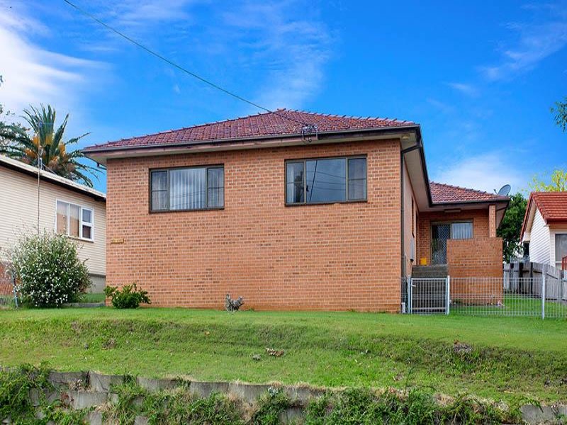 135 Lakeview Pde, Primbee, NSW 2502 Property Details