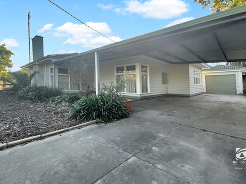 12 Mitchell Street, Bairnsdale, VIC 3875