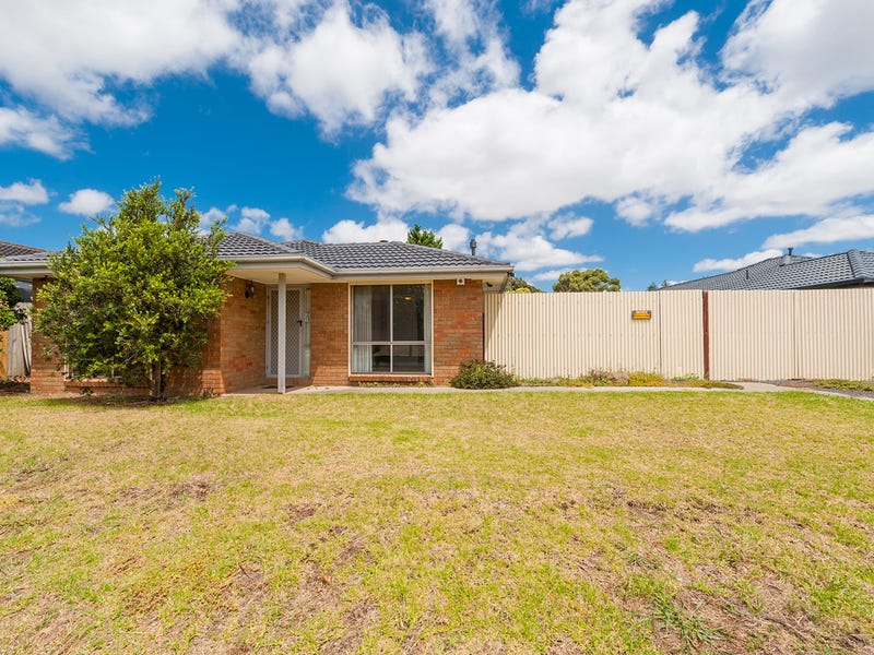 19 Newlyn Drive, Craigieburn, Vic 3064 Property Details