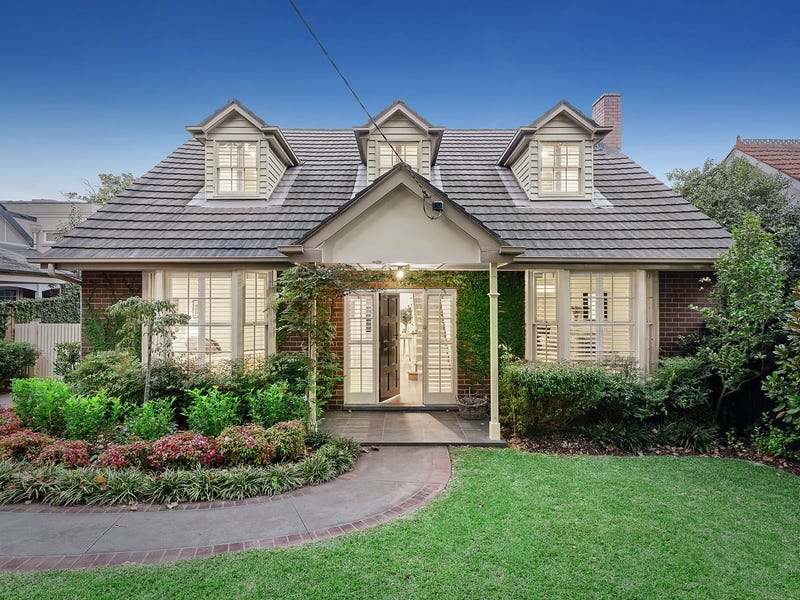 18 Rochester Road, Canterbury, Vic 3126