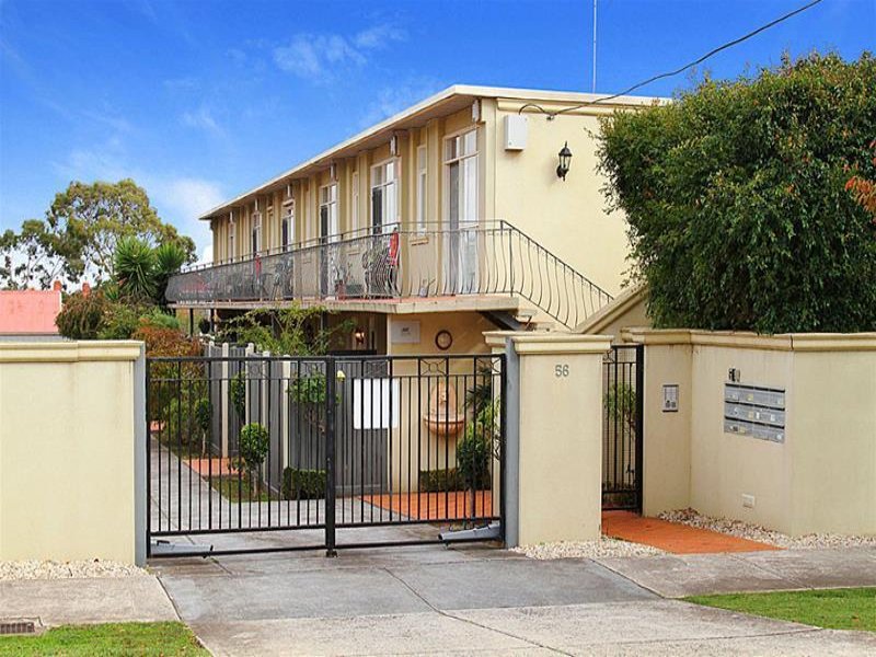 2/56 Pender Street, Thornbury, Vic 3071 Property Details