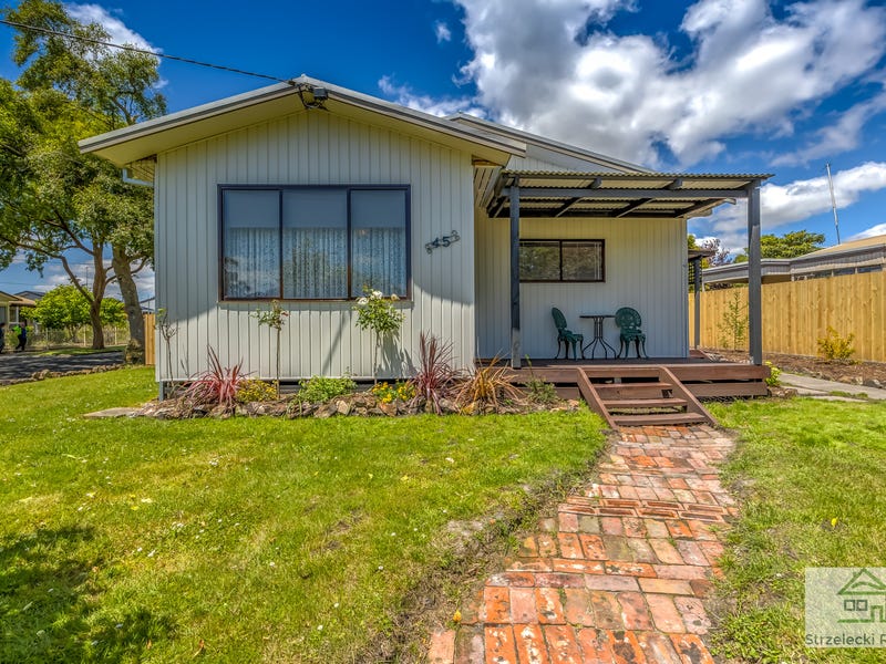 45 Western Ave, Newborough, Vic 3825 House for Sale