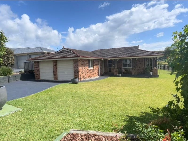 19 Akala Avenue, Forster, NSW 2428