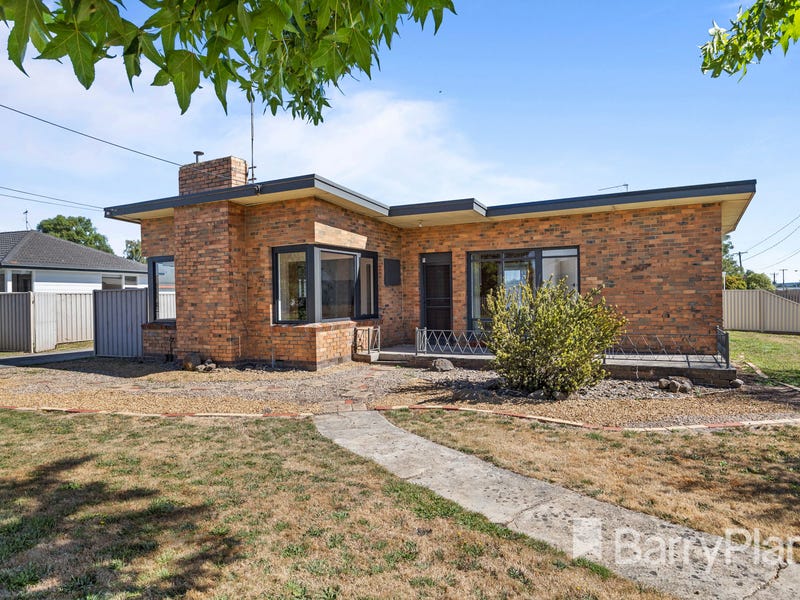 307 Dowling Street, Wendouree, VIC 3355