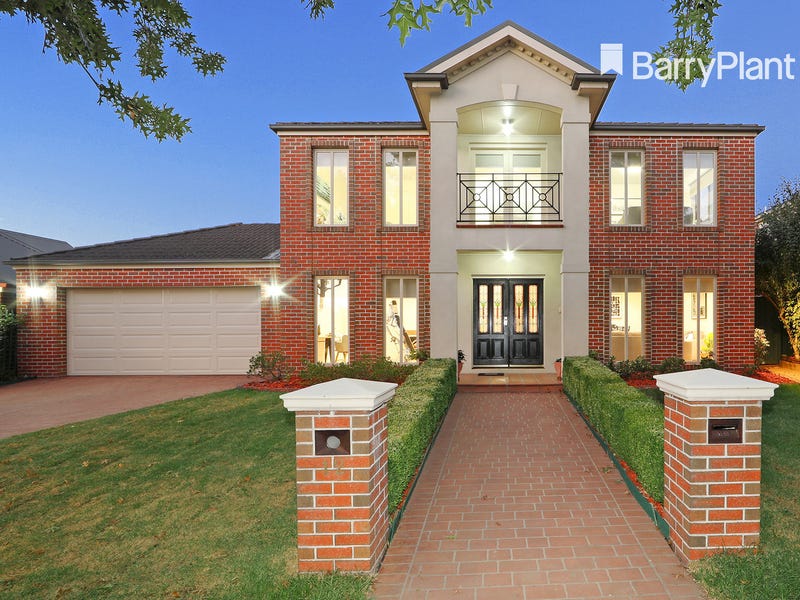 12 Sovereign Crest Boulevard, Rowville, Vic 3178 Property Details