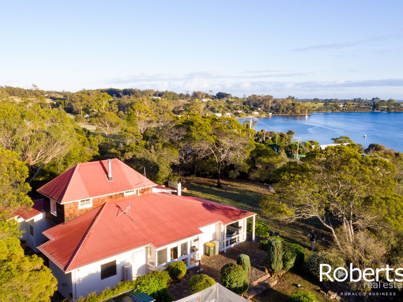 158 Sunset Boulevard, Clarence Point, TAS 7270