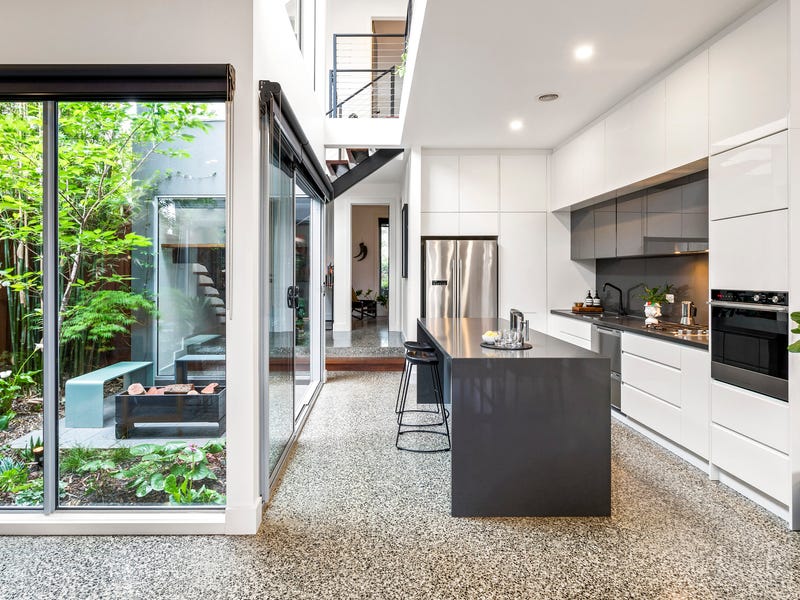 9B Matlock Street, Preston, Vic 3072 Property Details