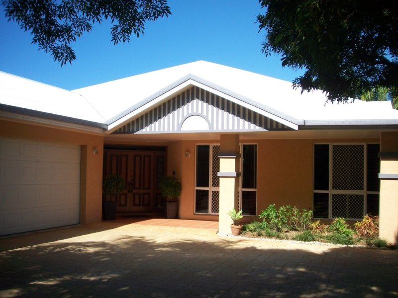 17 Olfersia Court, Mooroobool, Qld 4870 Property Details