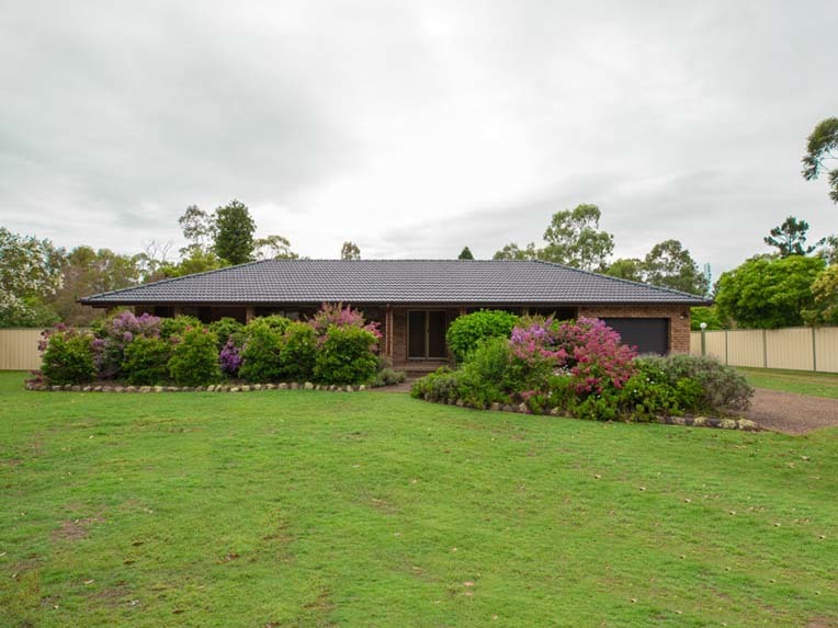 16 Largs Avenue, Largs, NSW 2320