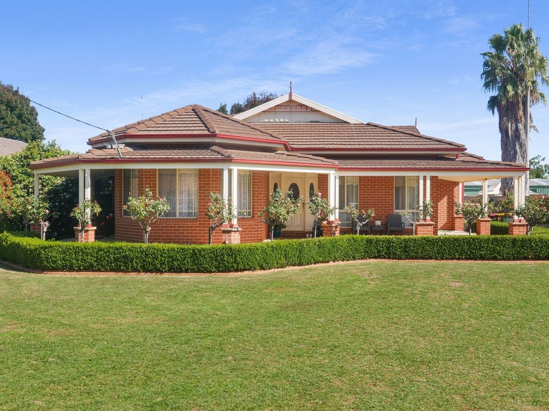 15 Tulipwood Road, Leeton, NSW 2705 House for Sale