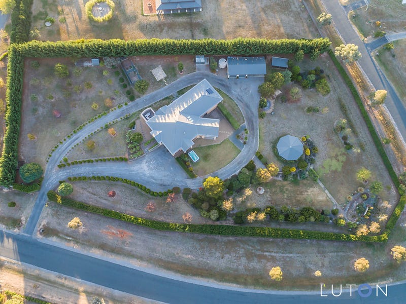 42 Merryville Drive, Murrumbateman, NSW 2582 Property Details