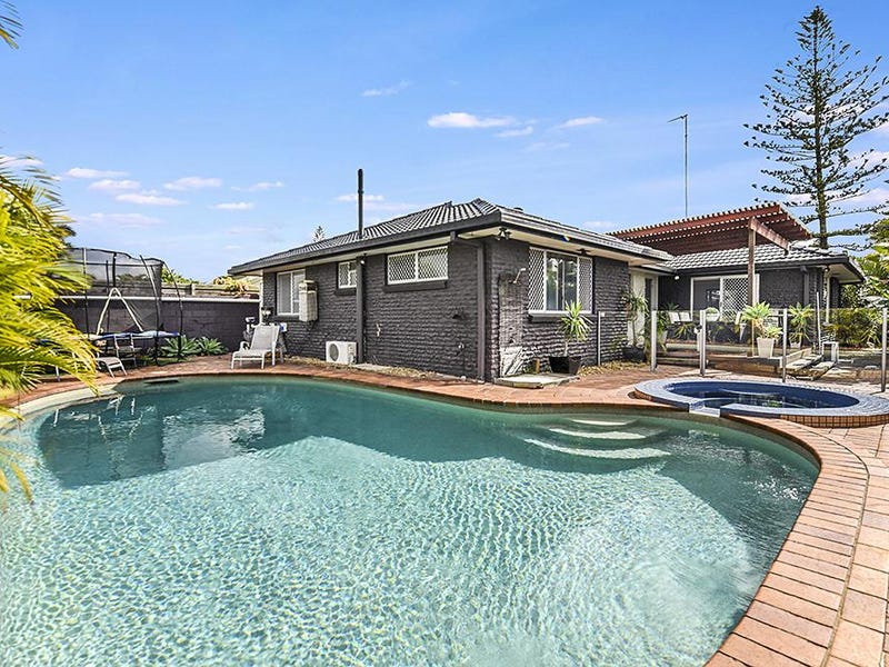 26 Coogeen Street, Sorrento, Qld 4217 Property Details