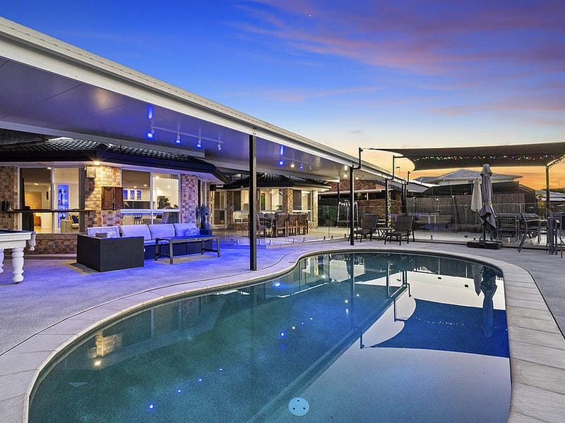 15 Tradewinds Avenue, Paradise Point, QLD 4216