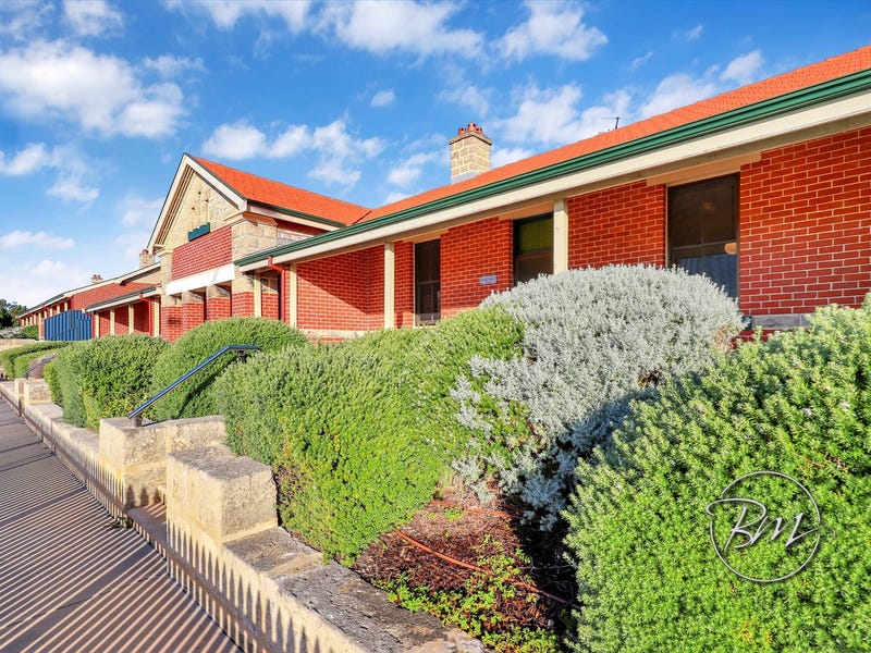 6/2 Burt Street, Fremantle, WA 6160 Property Details