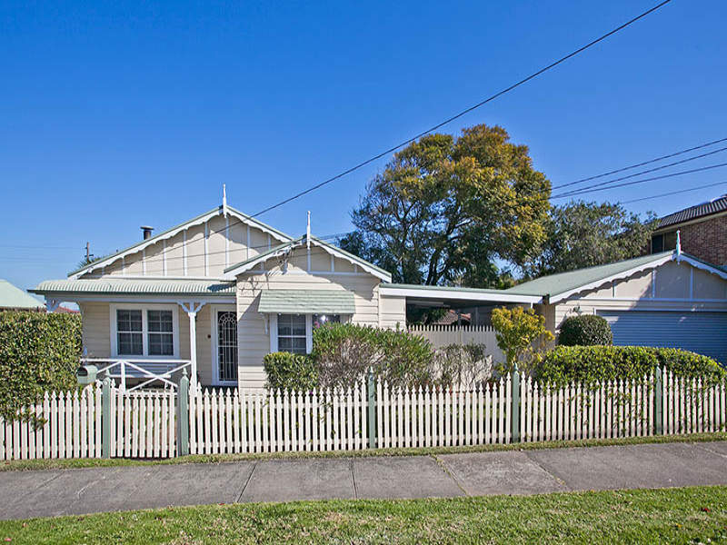 7 Queensbury Road, Penshurst, NSW 2222 Property Details