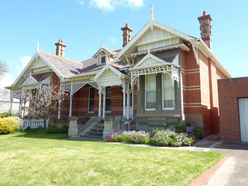 27 Park Road, Maryborough, VIC 3465