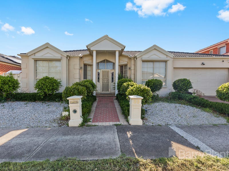33 Stockton Drive, Cairnlea, VIC 3023