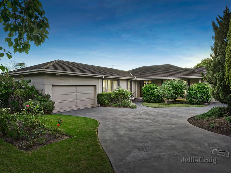 4/31 Monomeath Avenue, Canterbury, Vic 3126 Property Details