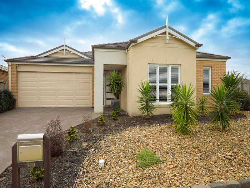110 Skyline Way, Berwick, VIC 3806