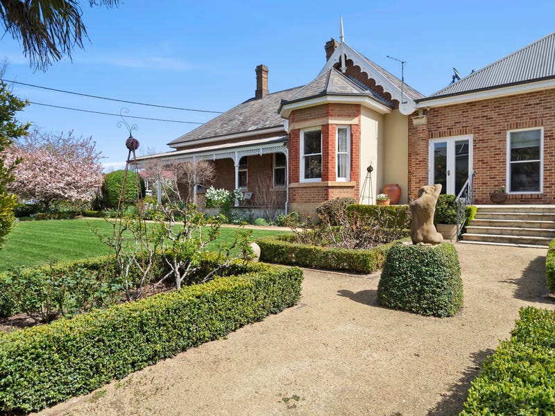 21 Hurst Street, Goulburn, NSW 2580 House for Sale