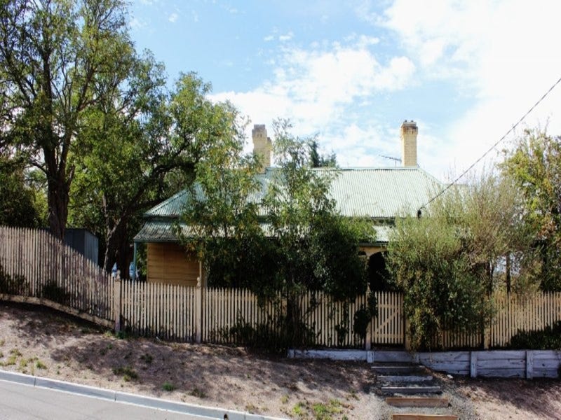 .86 Albert Street, Kilmore, Vic 3764 Property Details