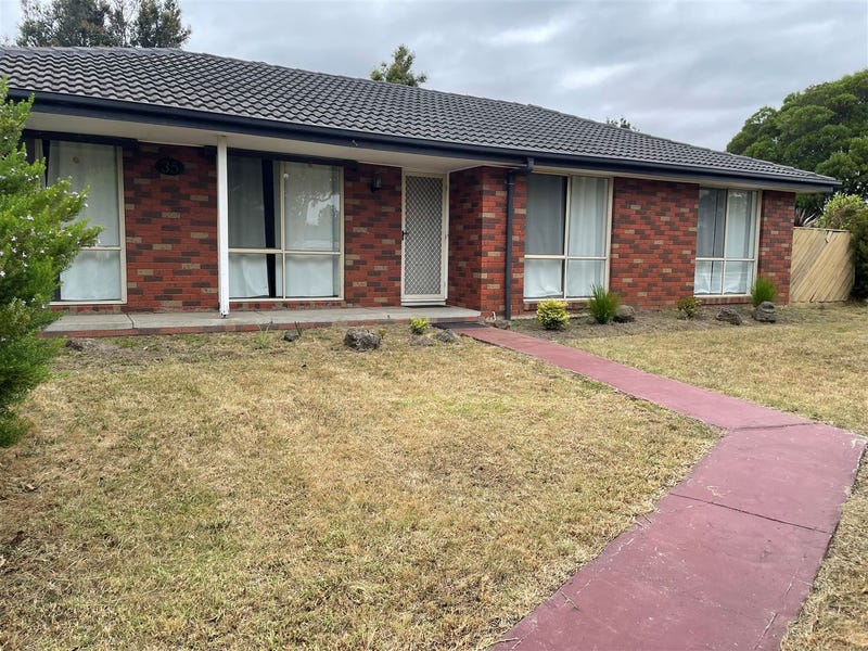 35 Bemersyde Drive, Berwick, VIC 3806