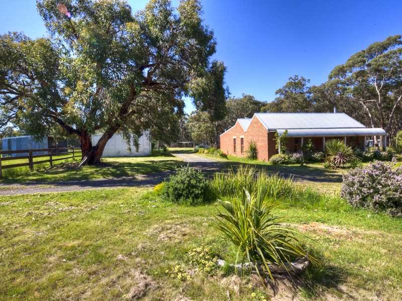 390 Savage Hill Road, Dereel, Vic 3352 Property Details