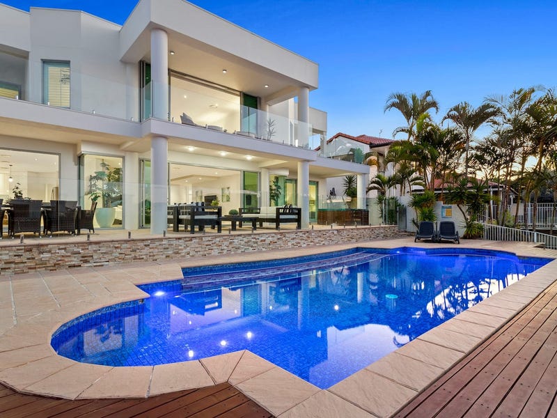 15 Cessnock Close, Mermaid Waters, QLD 4218