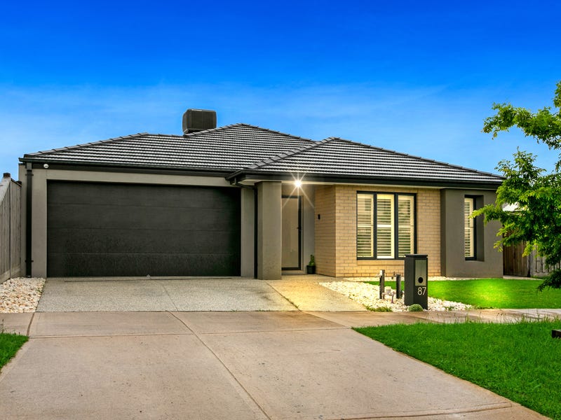 87 Ellscott Boulevard, Mickleham, Vic 3064 Property Details