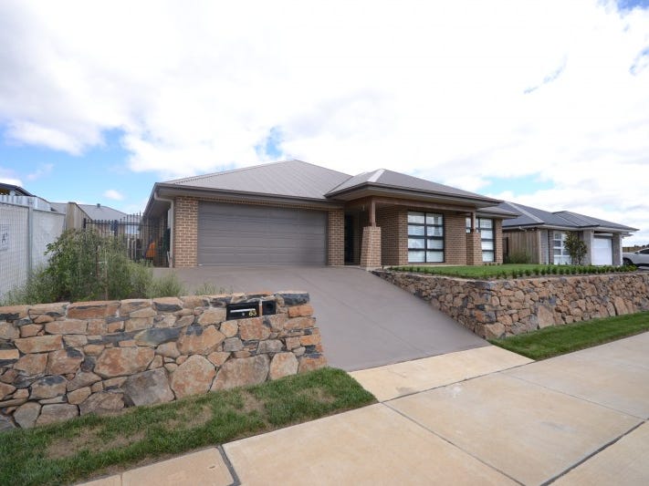 63 Renwick Drive, Mittagong, NSW 2575 Property Details