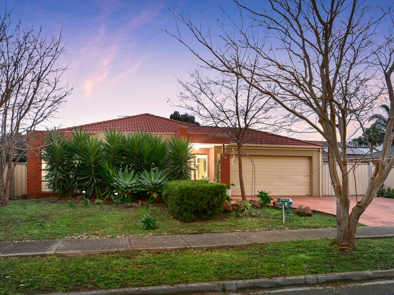 74 Ken Jordan Road, Cairnlea, Vic 3023 Property Details