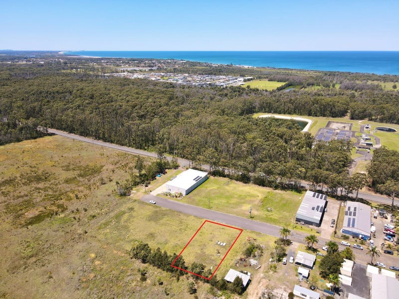 13 Berry Close, Wallabi Point, NSW 2430
