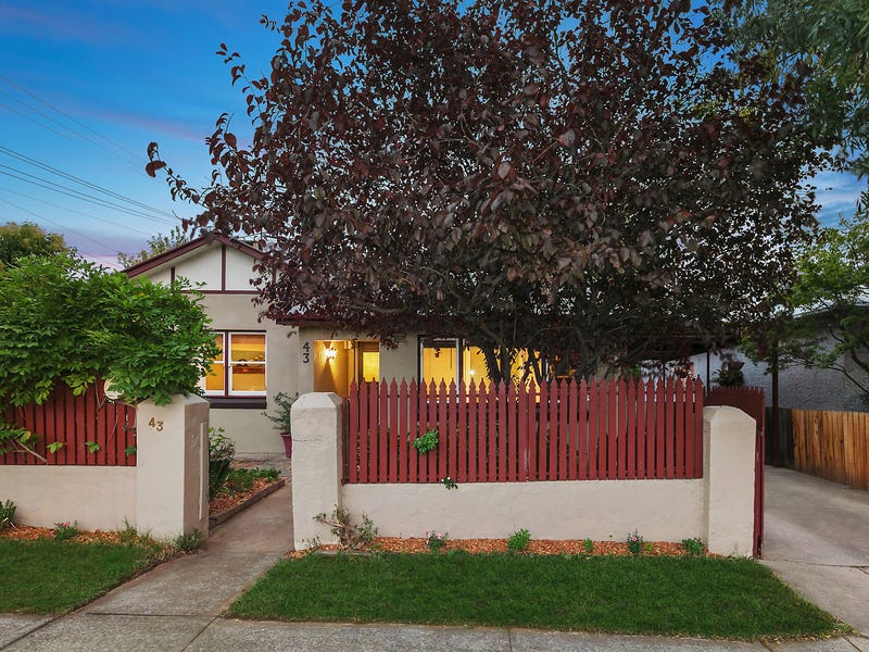 43 Donald Road, Queanbeyan, NSW 2620