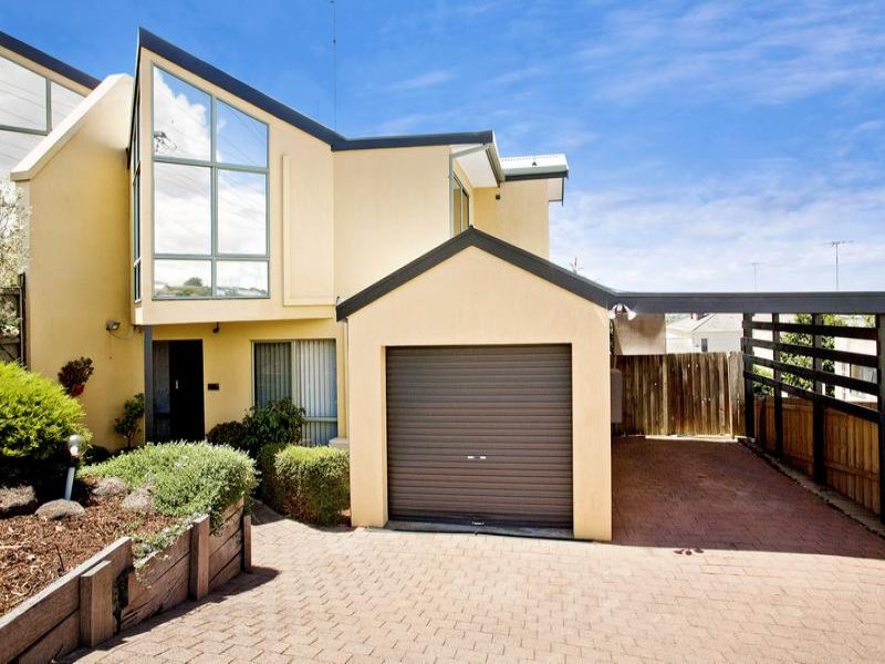 1/44 Scenic Road, Highton, Vic 3216 Property Details