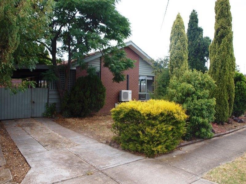 53 Lorimer Street, Melton, Vic 3337 Property Details