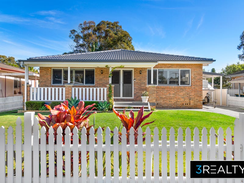 175 Macquarie Grove, Caves Beach, NSW 2281