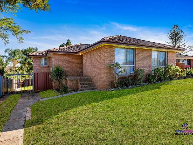 1 Newry Place Quakers Hill Nsw 2763 Realestate Com Au