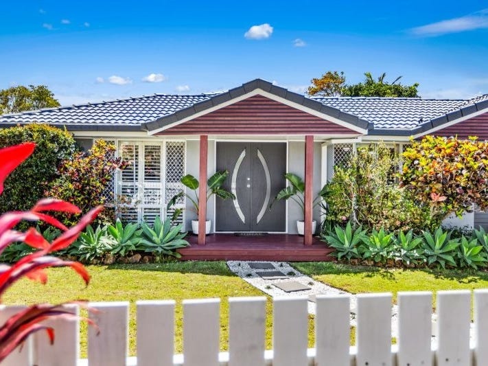 3 Buckingham Drive, Pottsville, NSW 2489