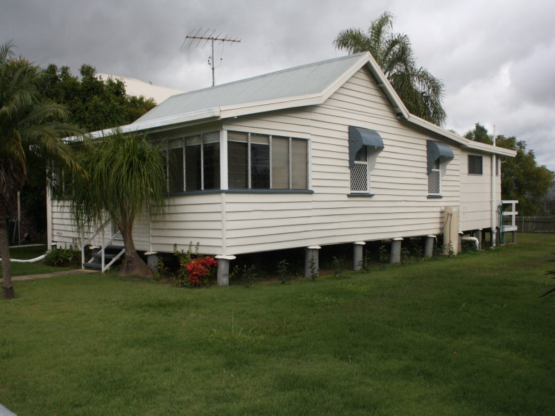 35 Laidley St,, Helidon, Qld 4344 Property Details