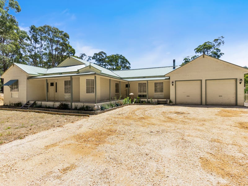 82 Acacia Avenue, Dales Creek, VIC 3341