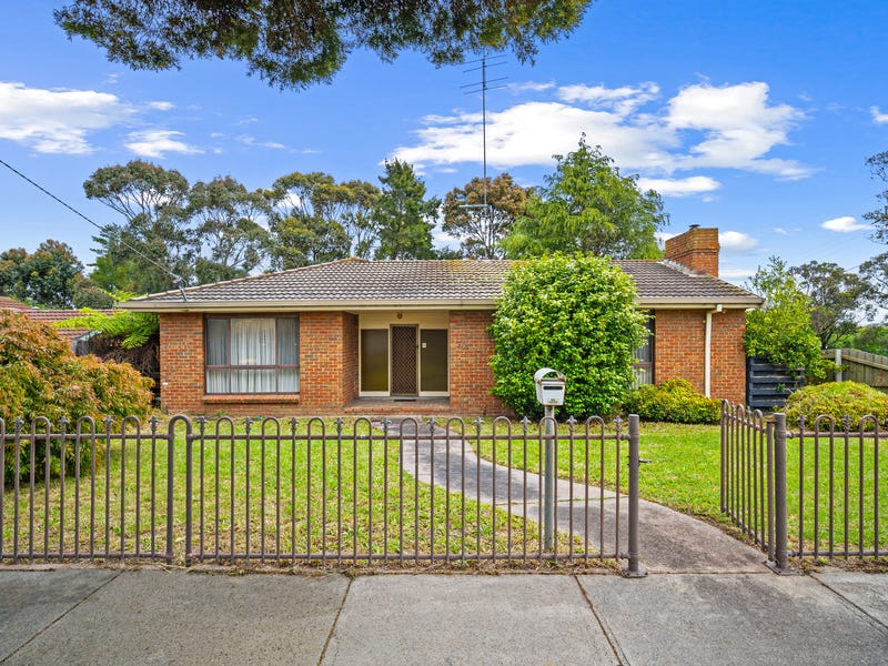 35 Gunyah Grove, Traralgon, Vic 3844 House for Sale