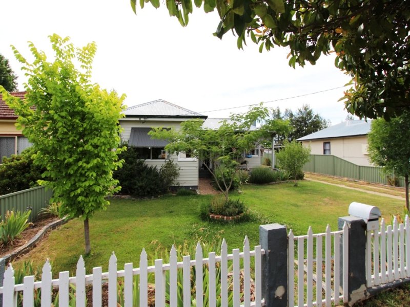 30 Gormans Hill Road, Bathurst, NSW 2795 Property Details