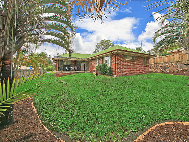 5 Chatsworth Circuit, Capalaba, Qld 4157 Property Details