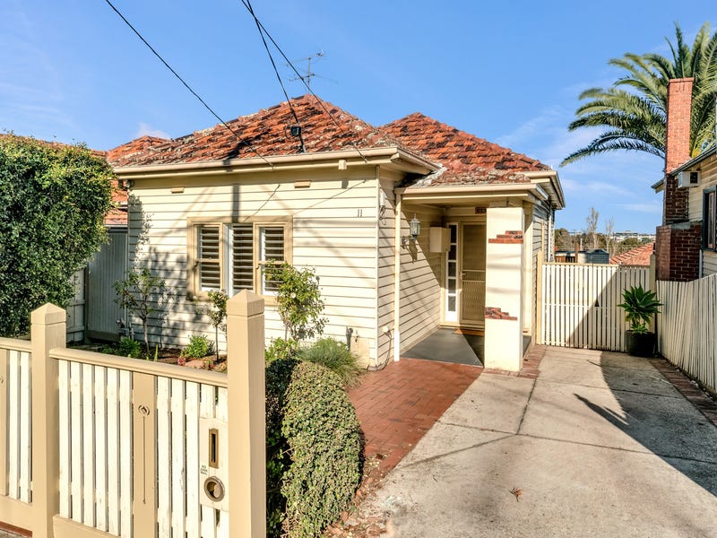 11 Grundy Grove, Pascoe Vale South, VIC 3044