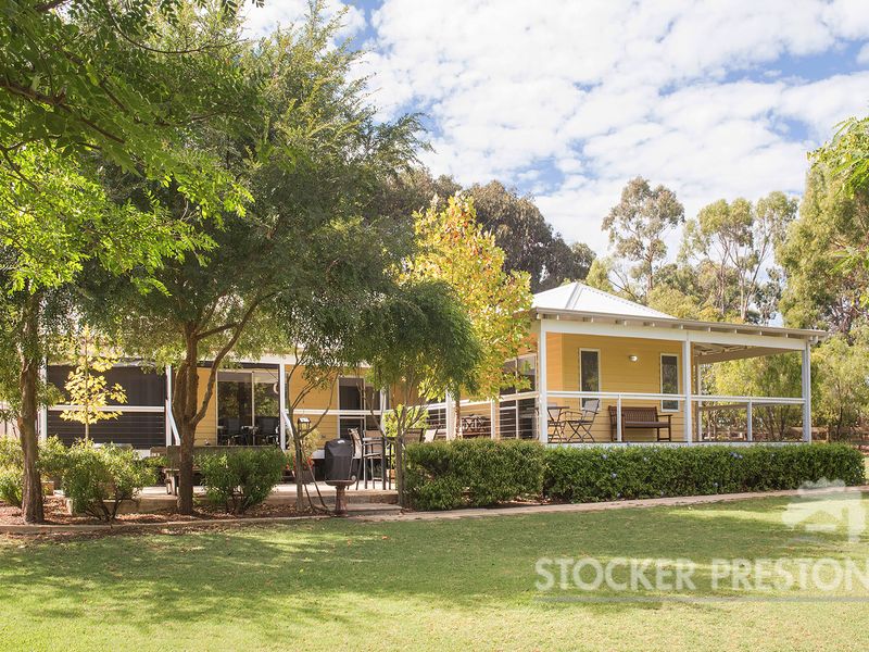 525 Marrinup Drive, Quindalup, WA 6281 Property Details